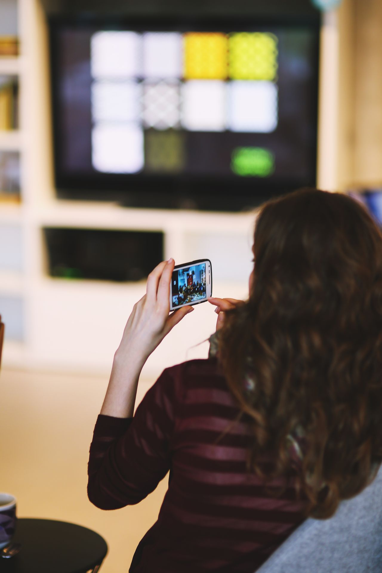 Android developer werkt aan een mobiele applicatie
