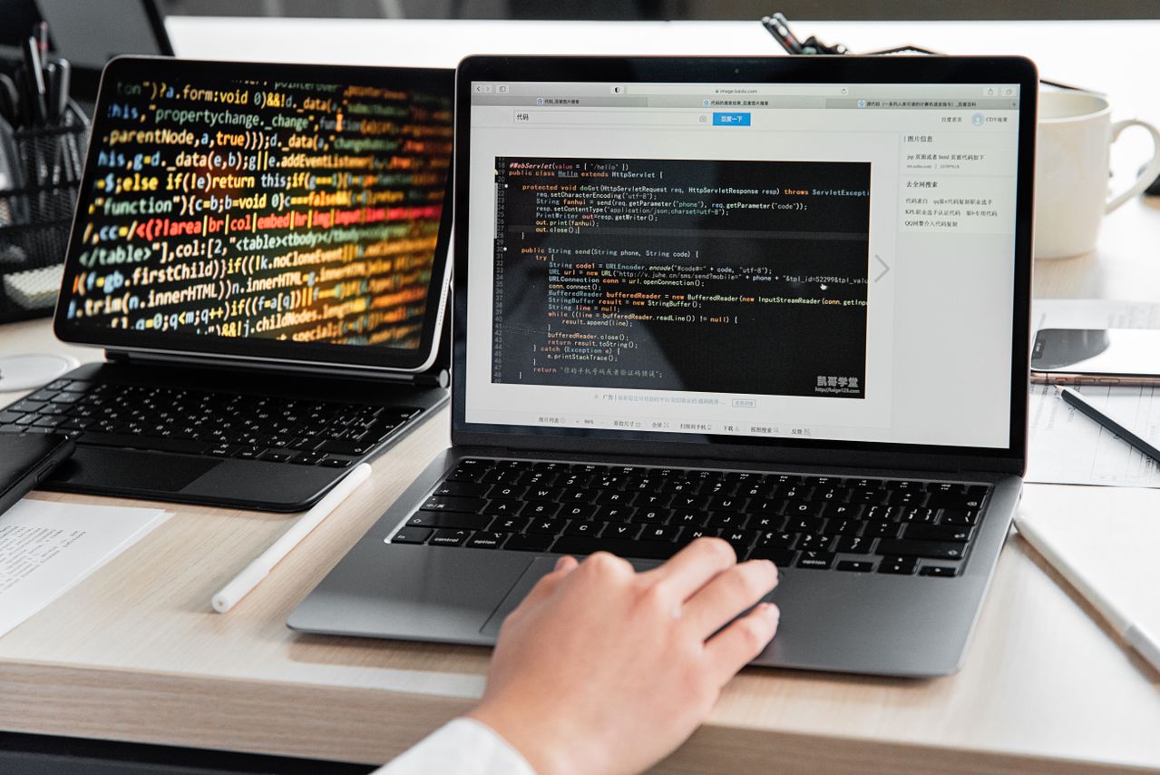 Laravel-applicatie met API- en databasekoppelingen