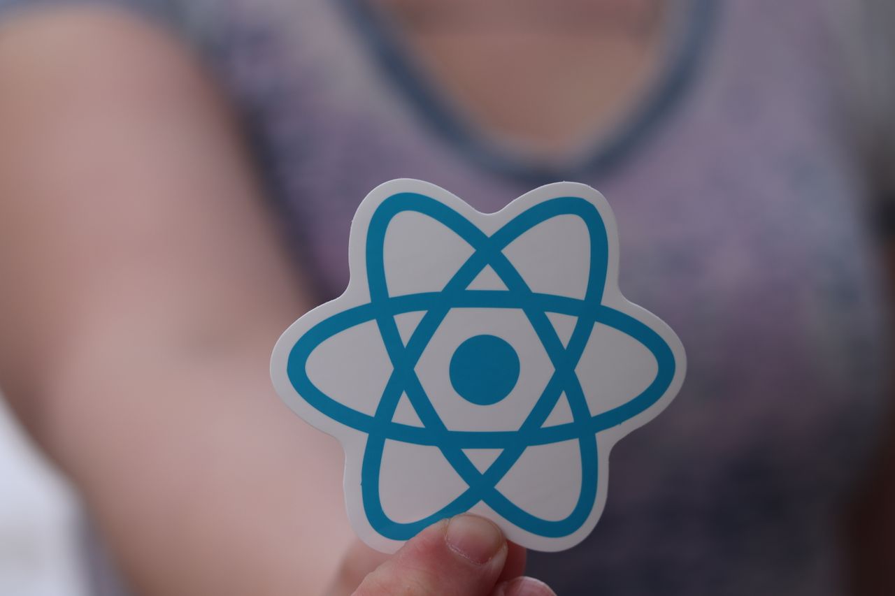 React-applicatie met componenten en API-koppelingen